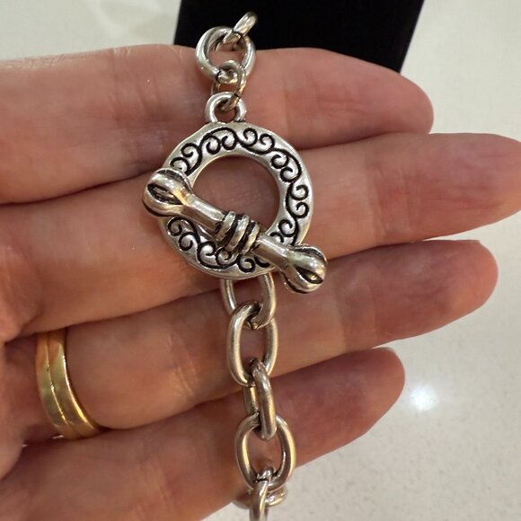 PERFECTLY IMPERFECT Heart Charm Bracelet - Picture 7 of 7